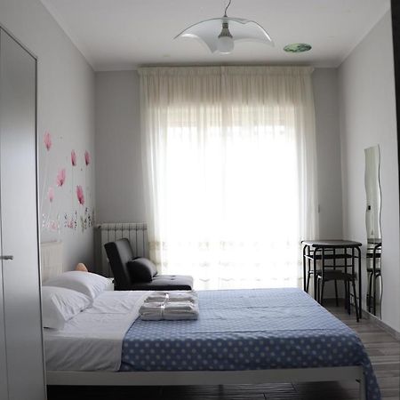 B&B Francesco Fly Napoli Eksteriør bilde