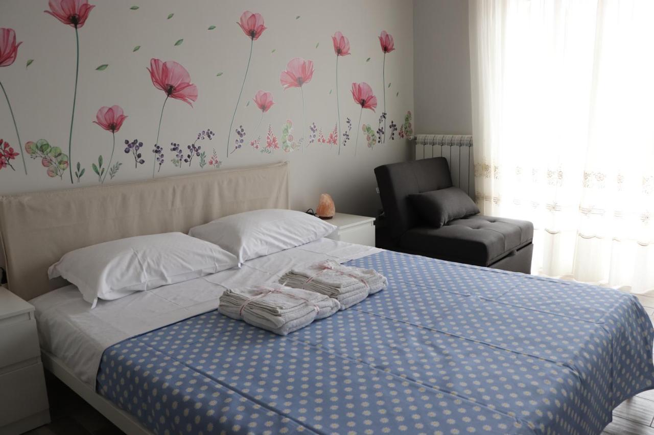 B&B Francesco Fly Napoli Eksteriør bilde