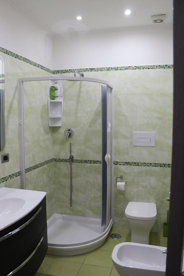 B&B Francesco Fly Napoli Eksteriør bilde